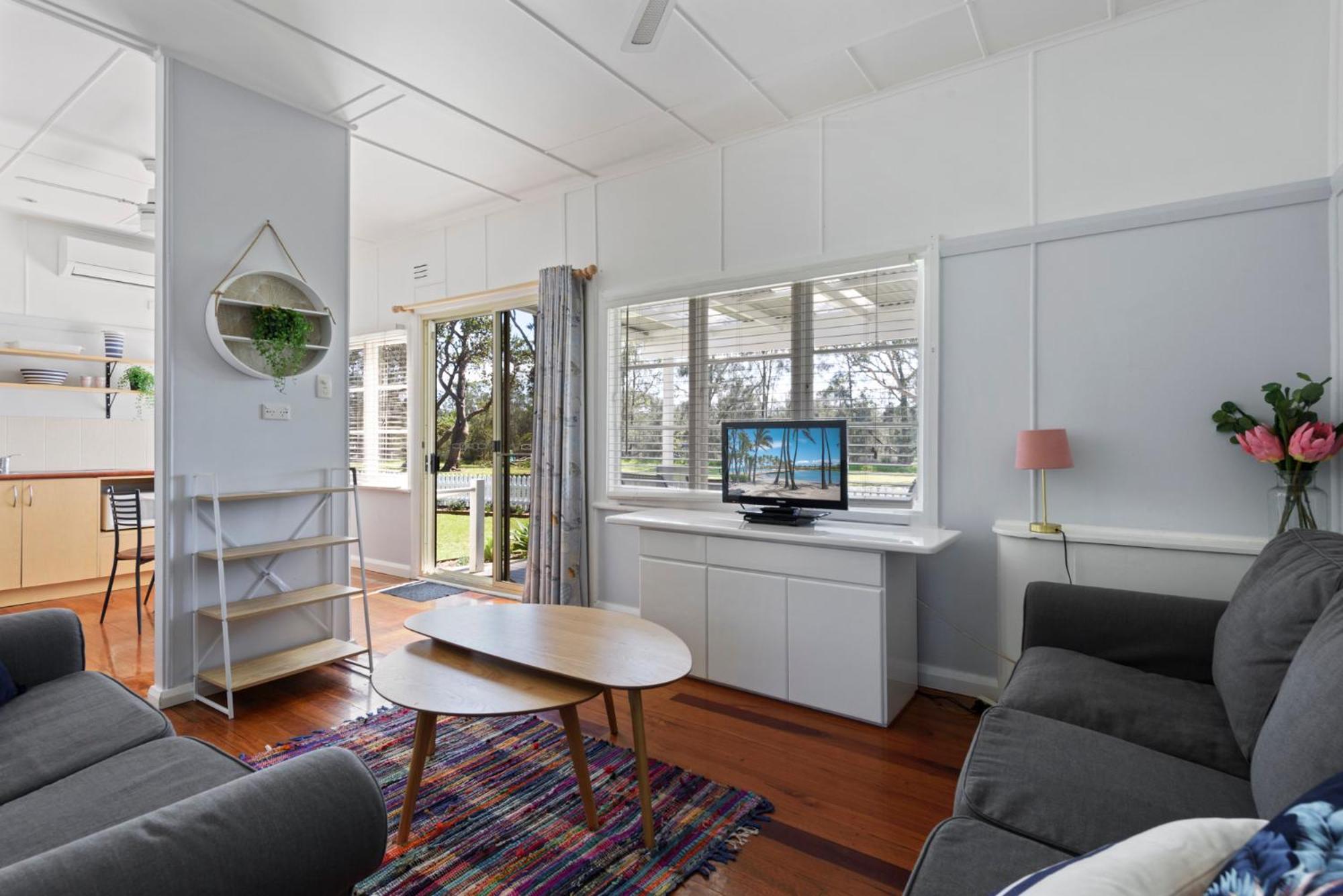 Calm Waters Waterfront Cottages ซัสเซกซ์อินเล็ต ห้อง รูปภาพ